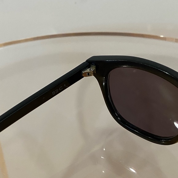 Saint Laurent Classic SL 28 sunglasses 100% black acetate, metal corners - Picture 4 of 5